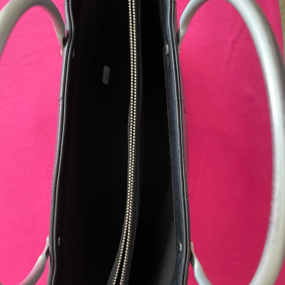 Rare! Chanel leather chocolate bar meta handle bag - Picture 7 of 12